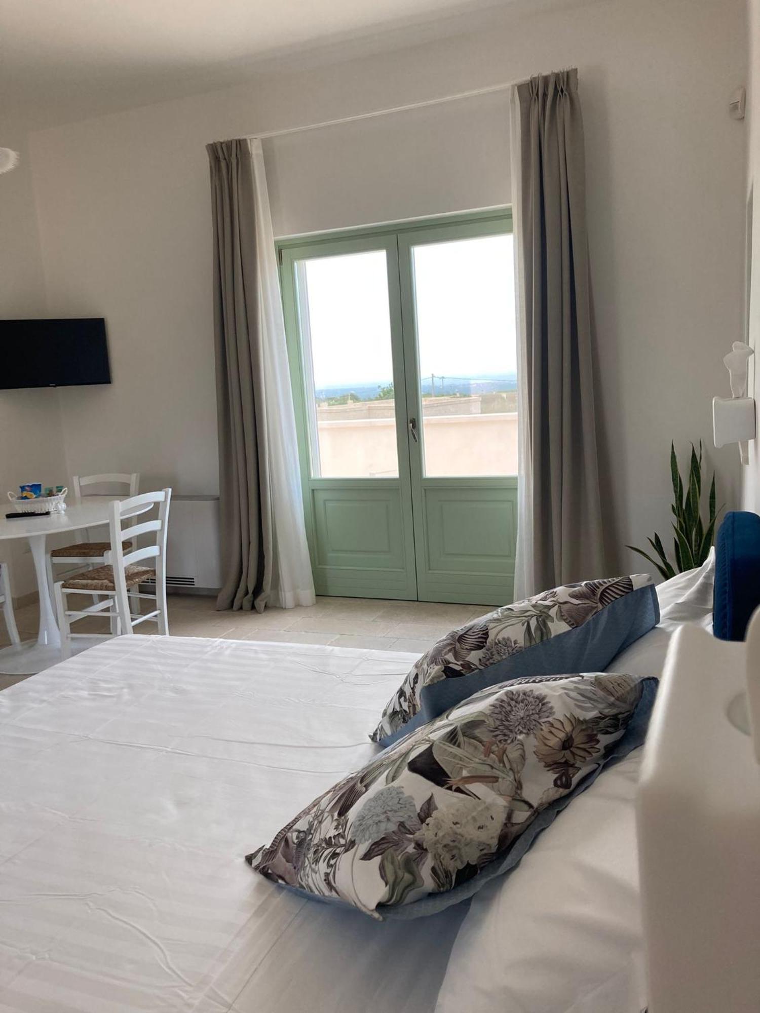 Dimora Stune Hotel Ostuni Buitenkant foto